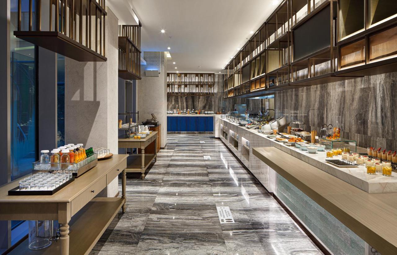 Wanda Vista Istanbul Istambul Exterior foto The buffet at the hotel