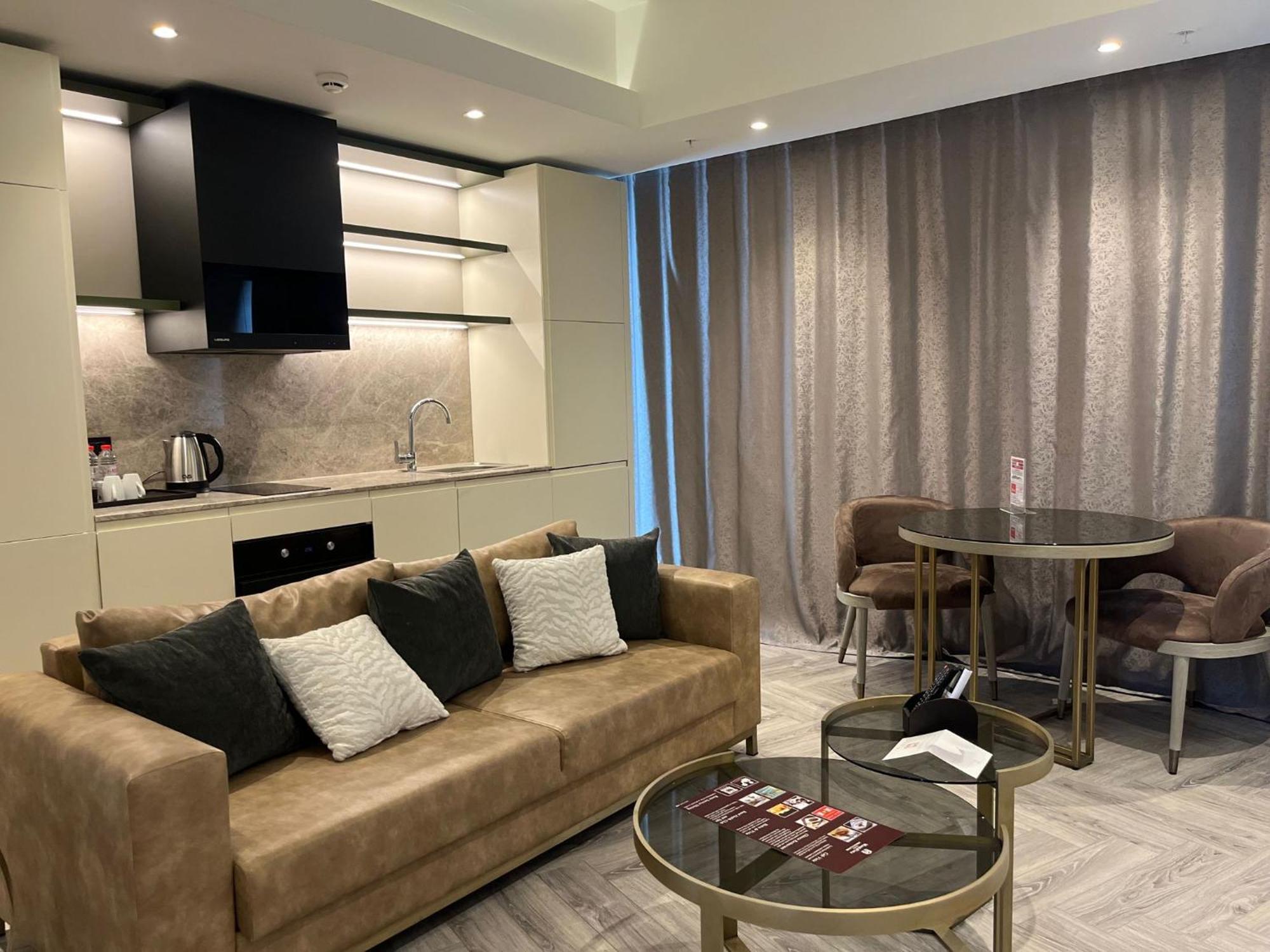 Wanda Vista Istanbul Istambul Exterior foto A living room at the hotel